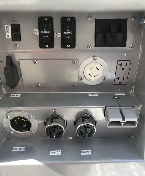 Mobile Solar - MS-415 Solar Generator - Power outlets for different needs Mobile Solar - MS-415 Solar Generator - Power outlets for different needs